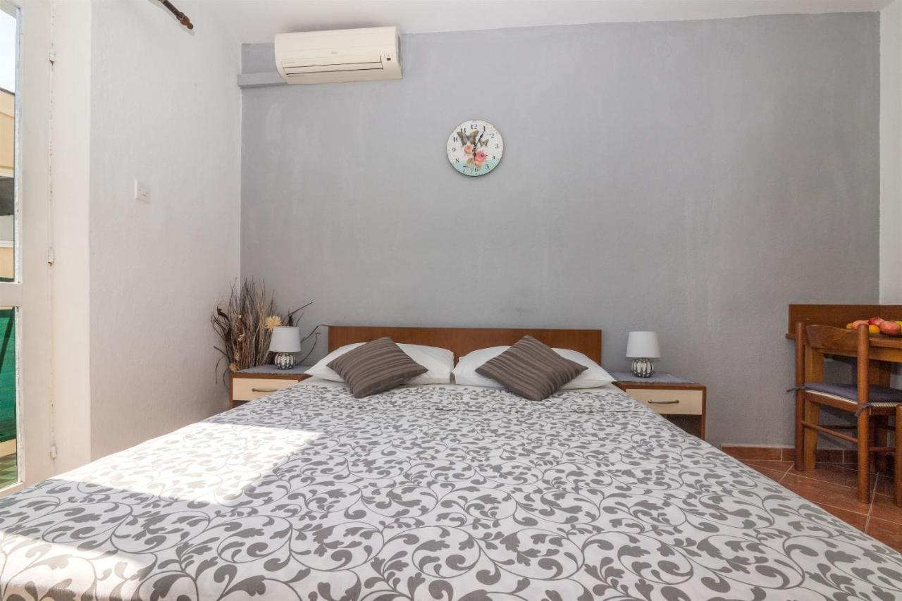 Apartments Tolj Igrane Kültér fotó