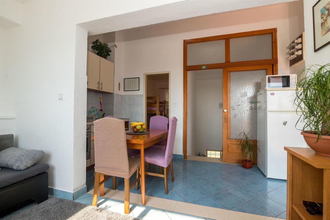 Apartments Tolj Igrane Kültér fotó