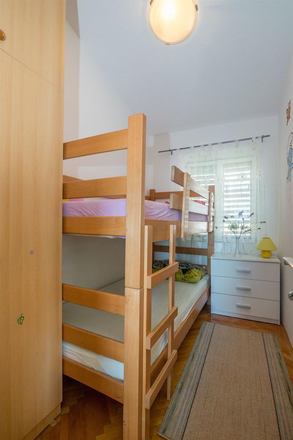 Apartments Tolj Igrane Kültér fotó